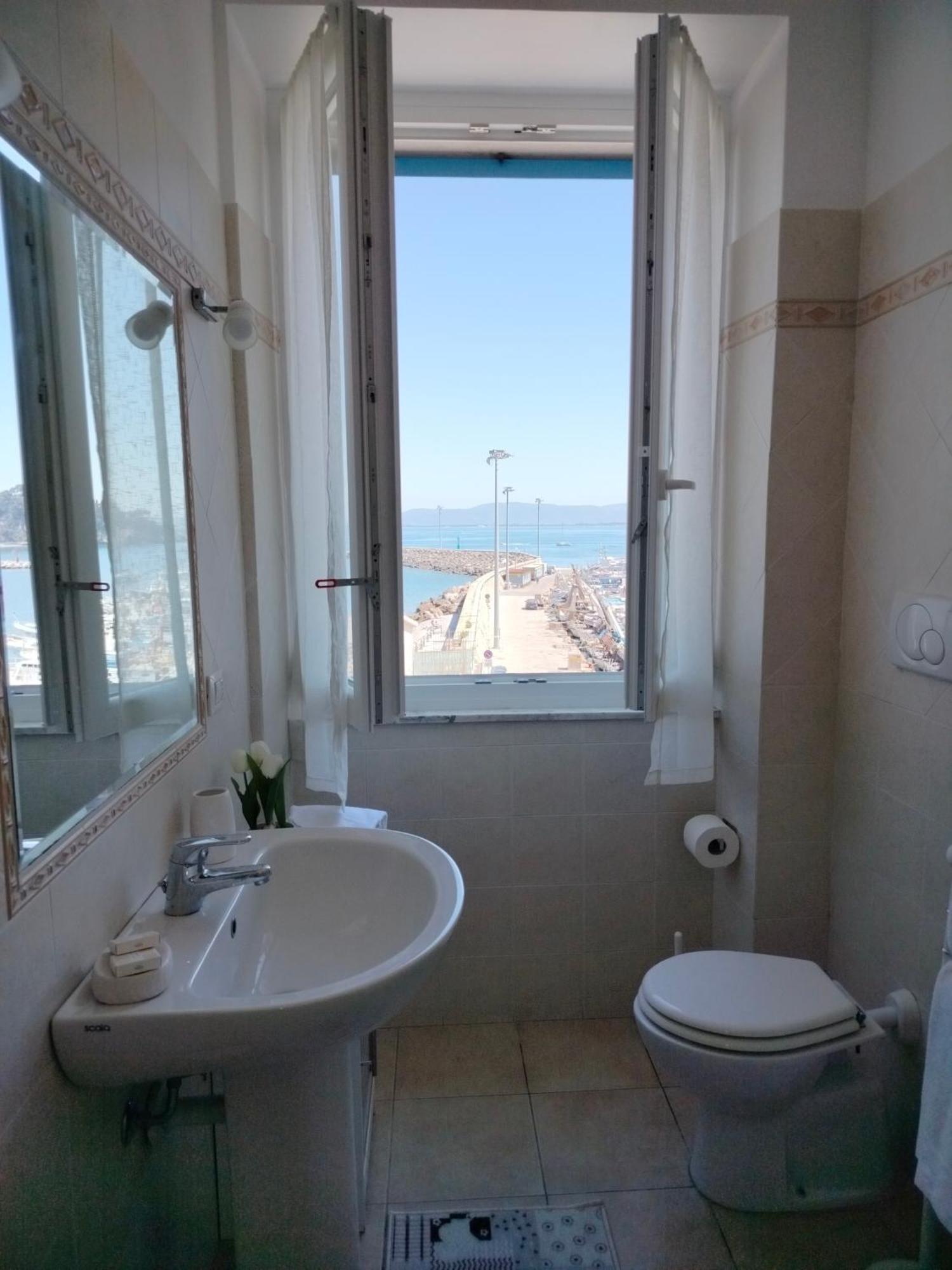 Casa La Marinella Sul Porto Apartman Porto Santo Stefano  Kültér fotó