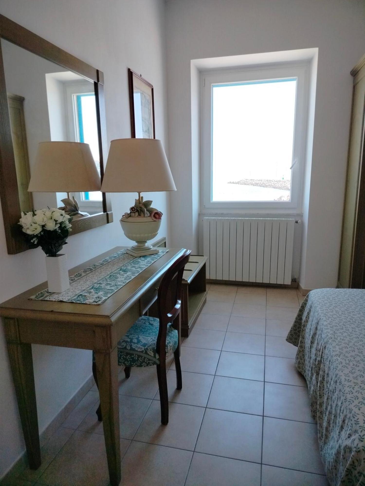 Casa La Marinella Sul Porto Apartman Porto Santo Stefano  Kültér fotó